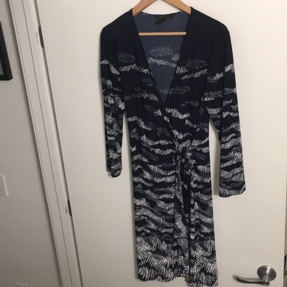 Bcbg Maxazria wrap dress size L